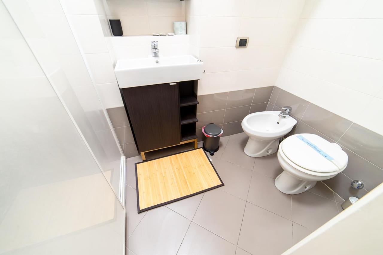 Hbhall Sempione Apartment Milano Esterno foto